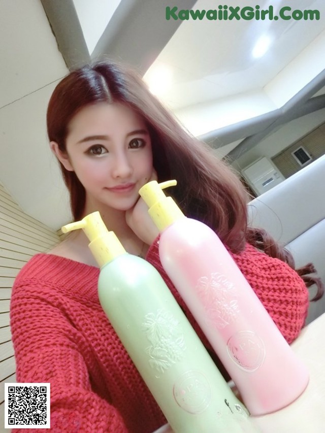 Cute selfie of ibo 高高 是 个小 护士 on Weibo (235 photos) No.ac144f